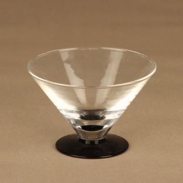 Nuutajärvi Klippan dessert bowl designer Markku Salo
