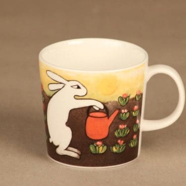 Arabia rabbit mug Gardenist 3 dl designer Heljä Liukko-Sundström