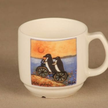 Arabia Yhteispelillä mug, 2 dl designer Heljä Liukko-Sundström