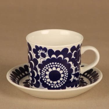 Arabia Arabia 100 years mug and plate designer Esteri Tomula