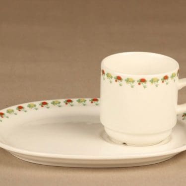 Arabia Flora cup and plate, tv-set designer unknown