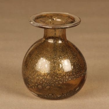 Nuutajärvi Vulcano vase, signed designer Heikki Orvola