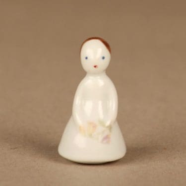Arabia figurine girl designer Friedl Holzer-Kjellberg
