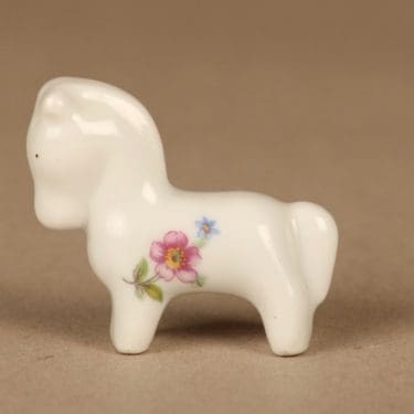 Arabia figurine horse designer Friedl Holzer-Kjellberg