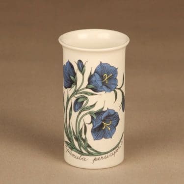 Arabia Botanica vase Campanula persicifolia designer Esteri Tomula