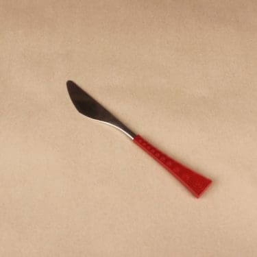 Hackman Colorina knife, dark red designer Nanny Still