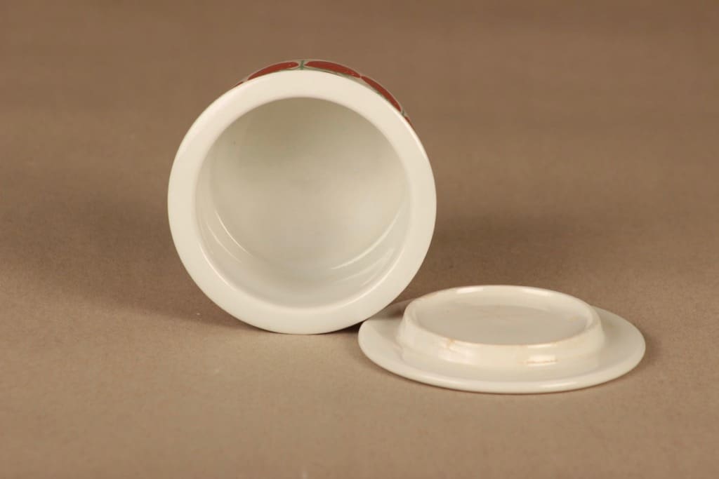 Arabia Pomona Strawberry jar with lid designer Raija Uosikkinen 2