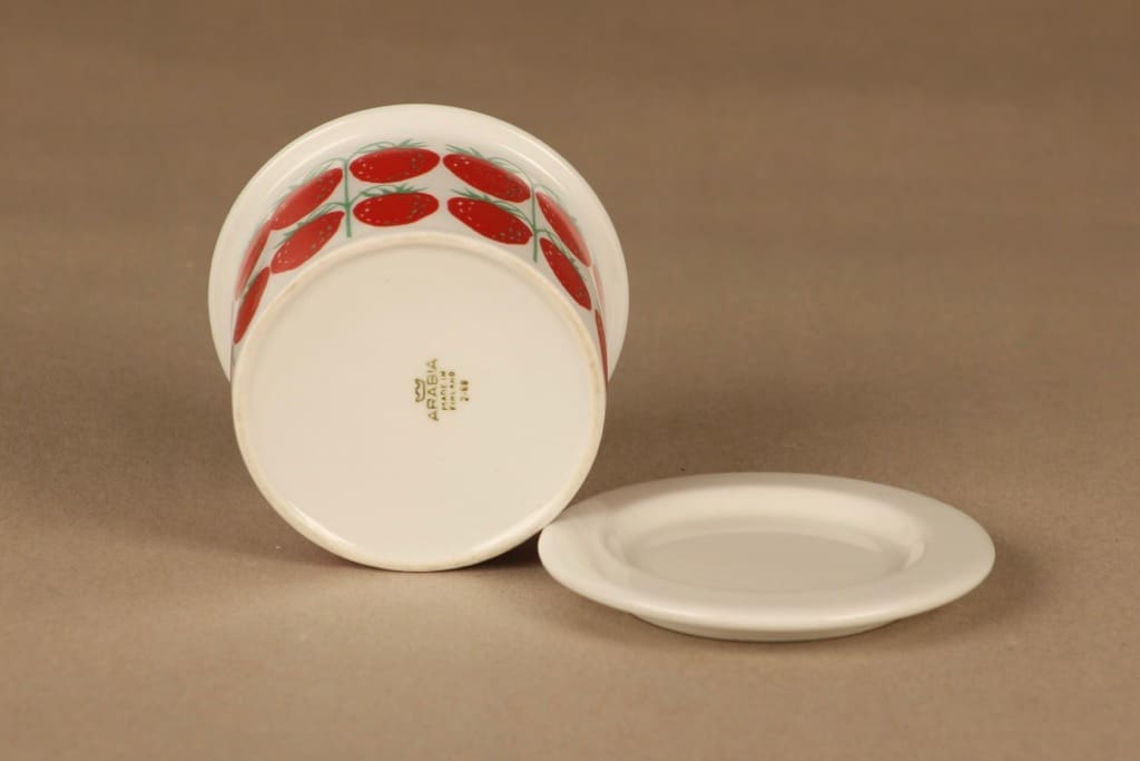 Arabia Pomona Strawberry jar with lid designer Raija Uosikkinen 3