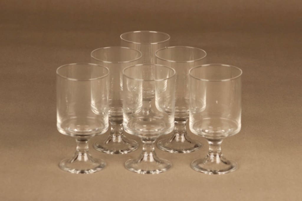Iittala Karelia valkoviinilasi suunnittelija Tapio Wirkkala
