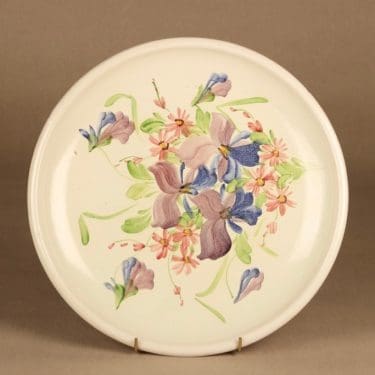 Kupittaan savi wall plate, hand-painted designer Raili Suvanto