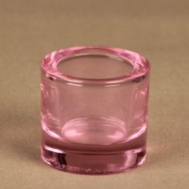 Iittala Kivi  tuikkulyhty, sweet pink-vaalea pinkki, suunnittelija Heikki Orvola,
