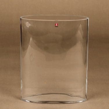Iittala Ovalis vase, signed designer Tapio Wirkkala