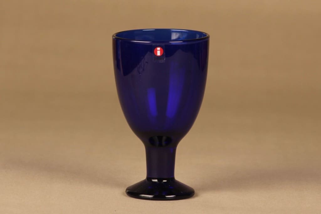 Iittala Verna viinilasi, 22 cl, suunnittelija Kerttu Nurminen, 22 cl
