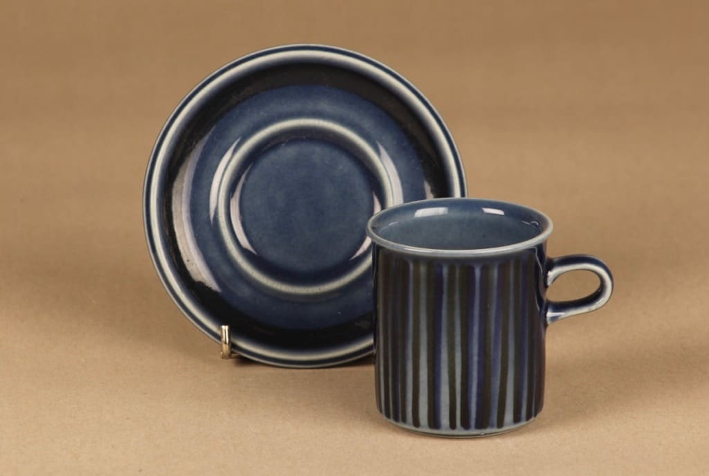 Arabia Kosmos coffee cup, blue designer Gunvor Olin-Grönqvist 2