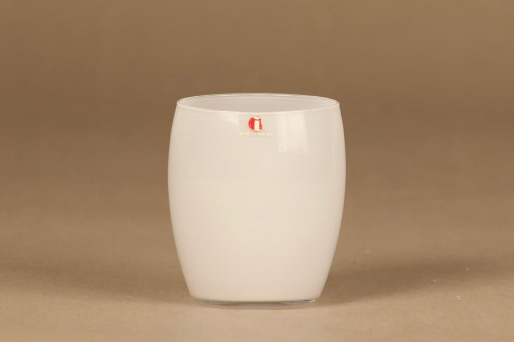 Iittala kaadin ja 4 lasia, valkoinen, 1+4 kpl, suunnittelija Maire Gullichsen, kuva 3