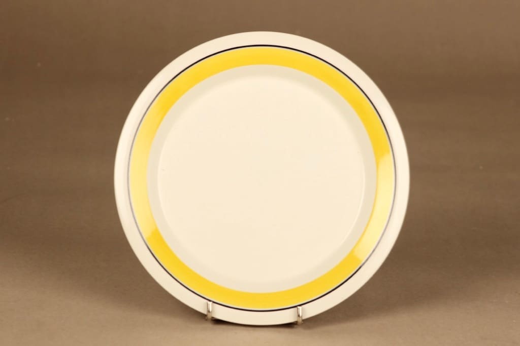 Arabia Faenza Keltaraita lautanen, 20 cm, suunnittelija Peter Winquist, 20 cm, raitakoriste