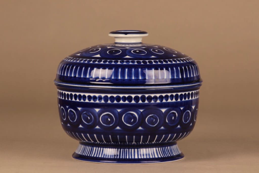Arabia Valencia terrine, hand-painted designer Ulla Procope
