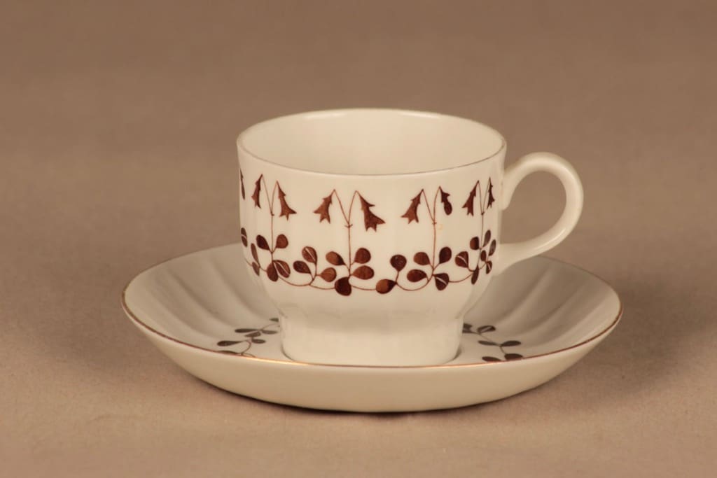 Arabia Vanamo coffee cup and plates(2) designer Esteri Tomula 2