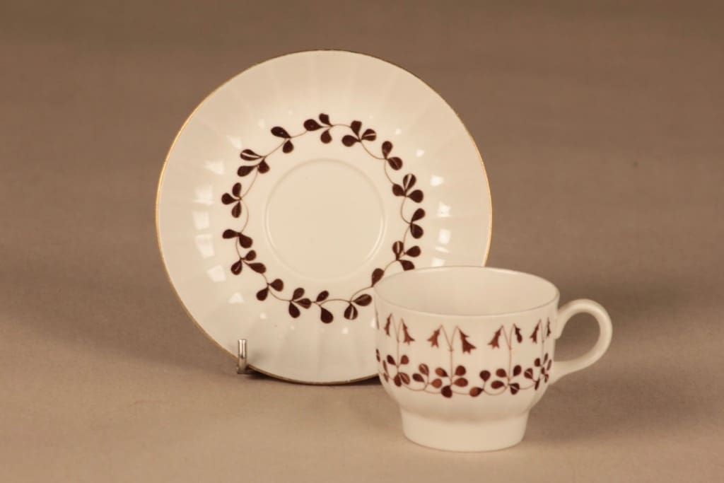 Arabia Vanamo coffee cup and plates(2) designer Esteri Tomula 3