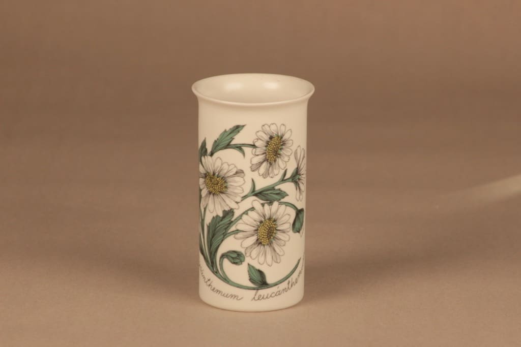 Arabia Botanica vase Rosa Spinosissima designer Esteri Tomula