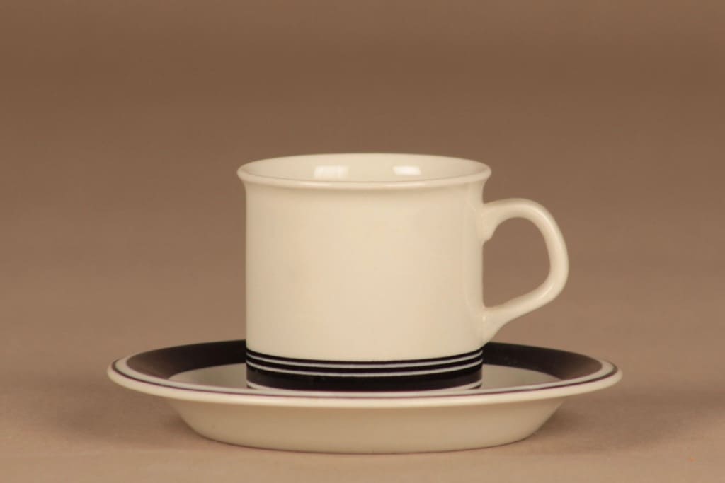 Arabia Faenza raita mocca cup designer Peter Winquist