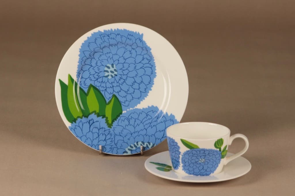 Iittala Primavera kahvikuppi ja lautaset(2), sininen, vihreä, suunnittelija Maija Isola,