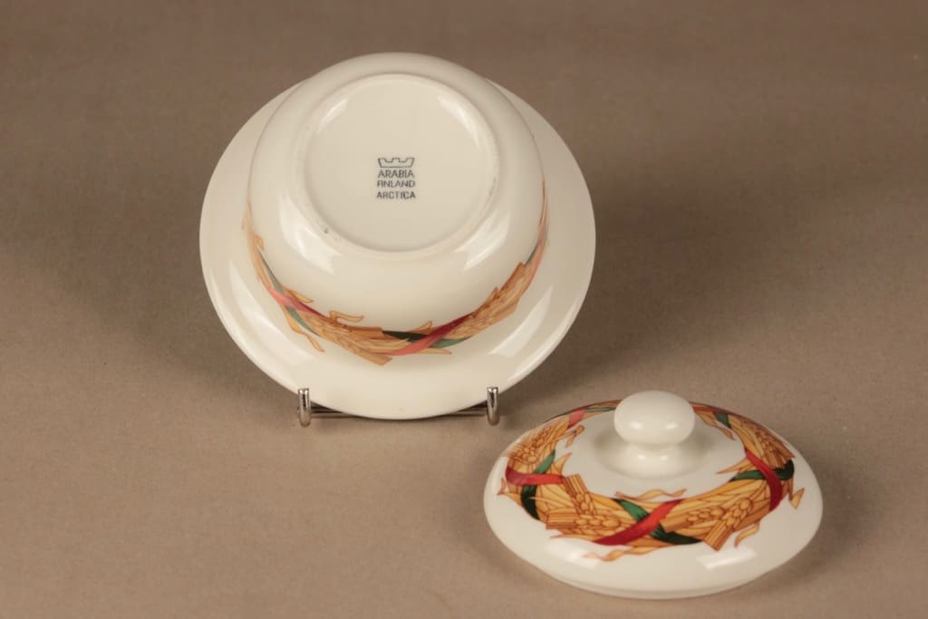 Arabia Santa Arctica bowl with lid designer Raimo Ranta 2