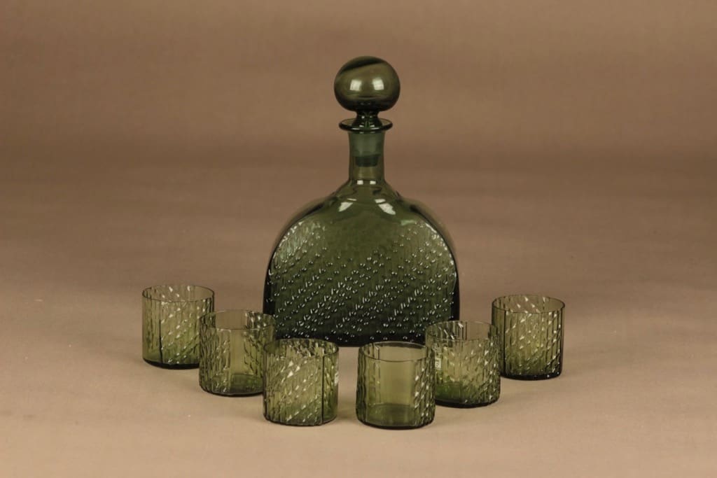 Riihimäen lasi Flindari carafe and glasses green 1+6 pcs designer Nanny Still