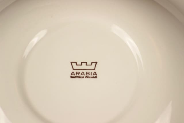 Arabia B Arki lautanen, syvä suunnittelija Raija Uosikkinen 3