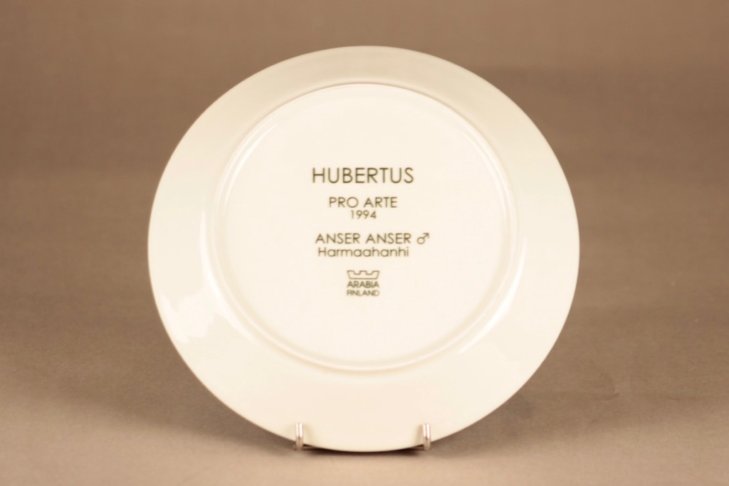 Arabia Pro Arte Hubertus plate Gray Goose, Dorrit von Fieandt