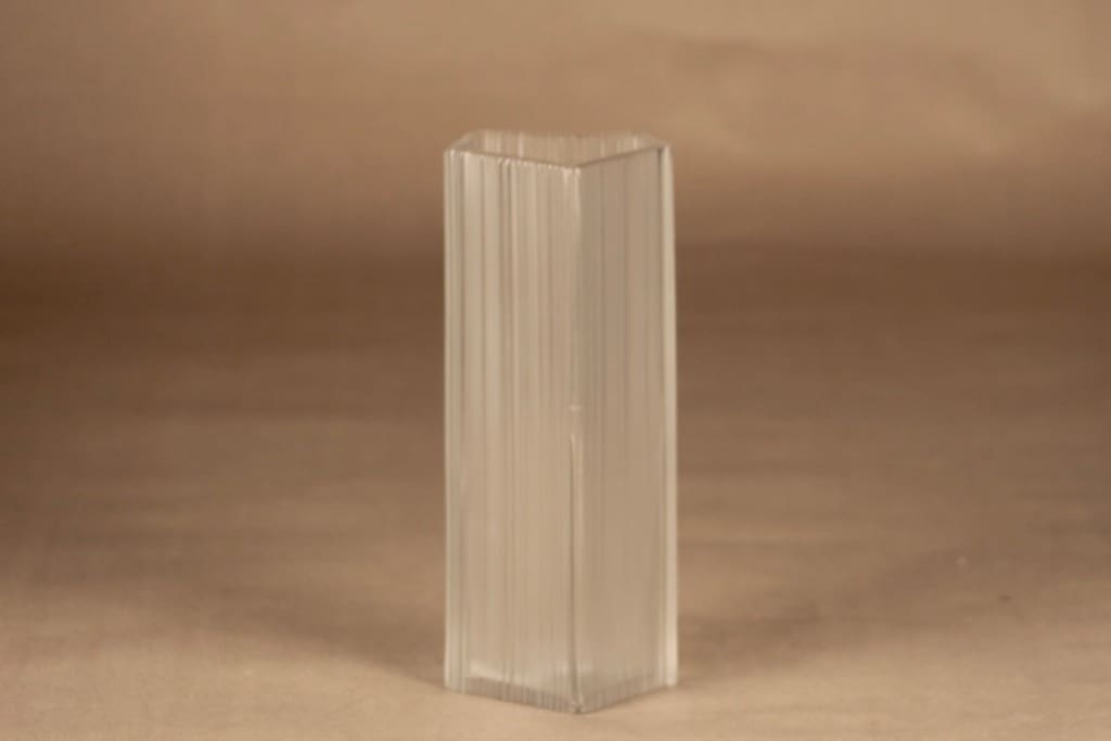 Iittala 3504 maljakko, kirkas, suunnittelija Tapio Wirkkala, signeerattu