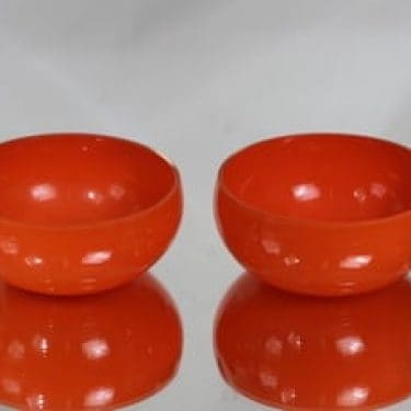 Kumela 2605 jälkiruokakulhot, oranssi, 2 kpl, suunnittelija Sirkku Kumela-Lehtonen, retro