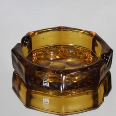 Riihimäen lasi Stella Polaris tuhka-astia, amber, suunnittelija Nanny Still,