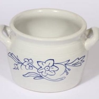 Arabia B 3 ruukku, 2.3 l, suunnittelija , 2.3 l, kobolttimaalattu, kukkakuvio