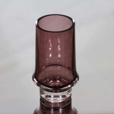 Iittala 3581 maljakko, lila, suunnittelija Tapio Wirkkala, signeerattu