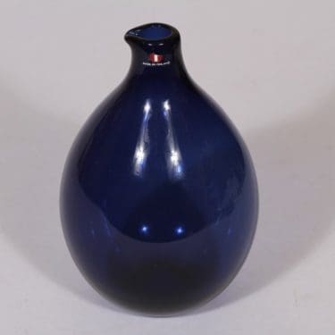 Iittala Lintupullo koristepullo, sininen, suunnittelija Timo Sarpaneva, signeerattu, i-väri