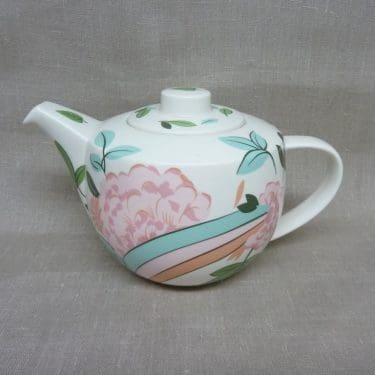 Arabia China tea teekaadin, suunnittelija , 1.6 l, serikuva, kukka-aihe
