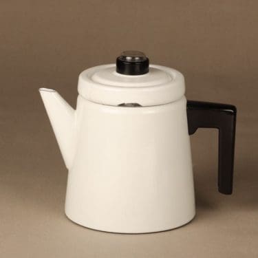 Finel Pehtoori kahvipannu, 2 l, suunnittelija Antti Nurmesniemi, 2 l
