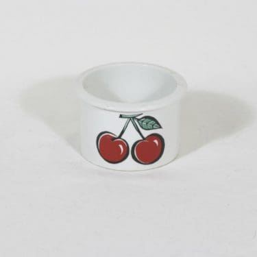 Arabia Tutti frutti purnukka, kirsikka, suunnittelija Ulla Procope, kirsikka, serikuva