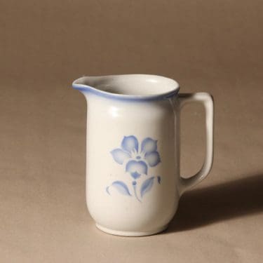 Arabia Nina kaadin, 0,5 l, suunnittelija , 0,5 l, 0.5 l, pieni, puhalluskoriste