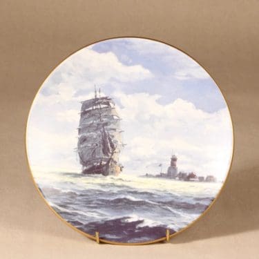 Arabia Merilinja seinälautanen, Harmaja, suunnittelija Adolf Bock, Harmaja, Laiva-aihe
