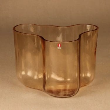 Iittala Aalto maljakko, juhlamalli, suunnittelija Alvar Aalto, juhlamalli, Signeerattu ALVAR AALTO IITTALA 1936-1996