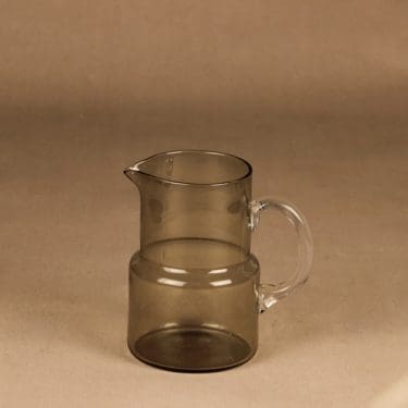 Nuutajärvi kaadin, 0.5 l, suunnittelija Saara Hopea, 0.5 l