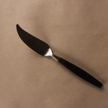 Fiskars Lion kalaveitsi,, suunnittelija Bertel Gardberg, , Alkuperäistä tuotantoa