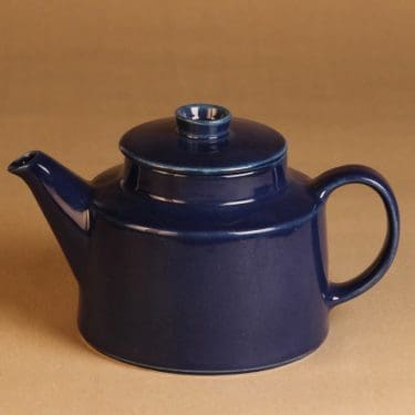 Arabia Kilta teekaadin, 1 l, suunnittelija Kaj Franck, 1 l