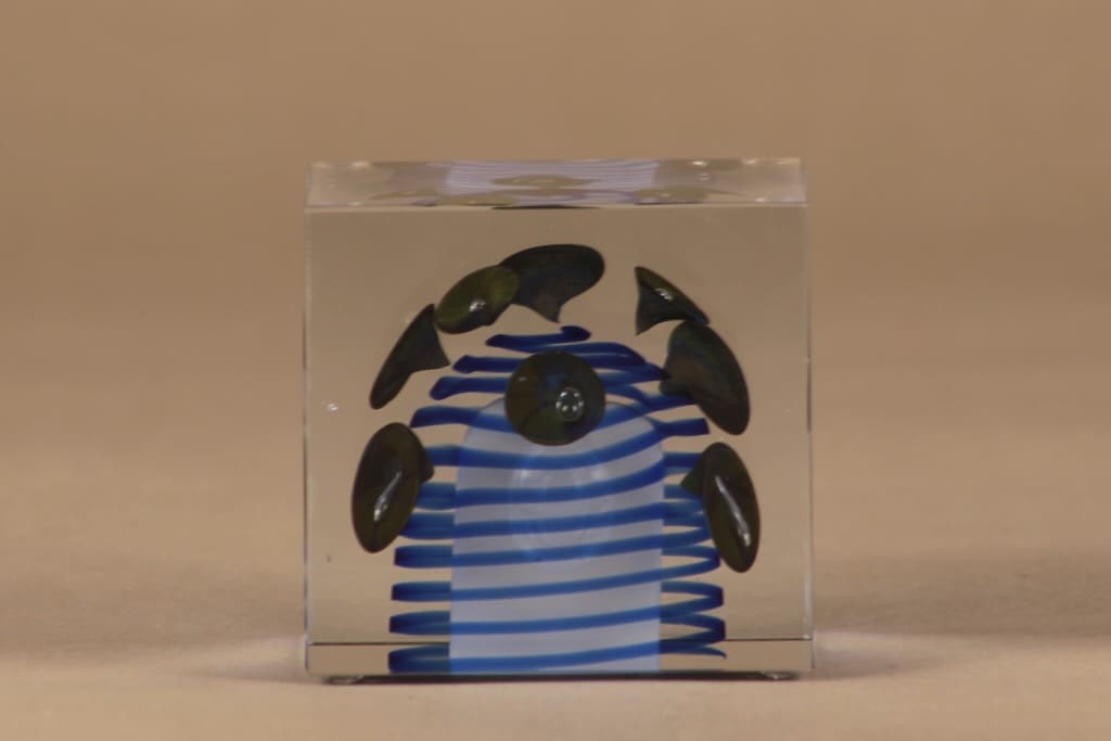 Iittala Vuosikuutio taide-esine, 2019, suunnittelija Oiva Toikka, 2019, signeerattu, numeroitu kuva 3