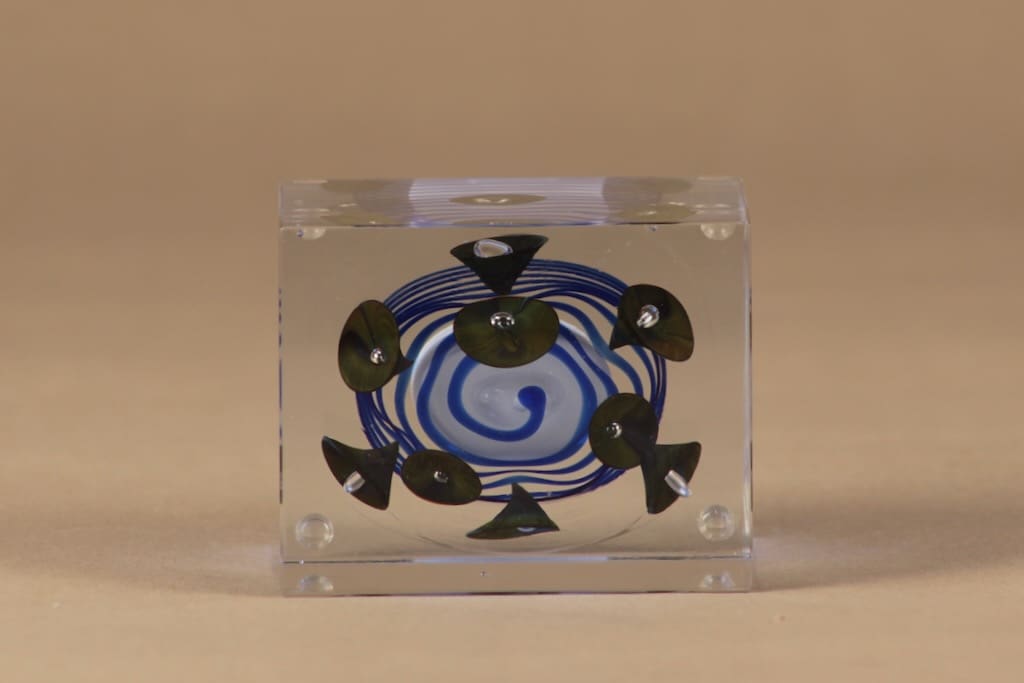 Iittala Vuosikuutio taide-esine, 2019, suunnittelija Oiva Toikka, 2019, signeerattu, numeroitu kuva 5